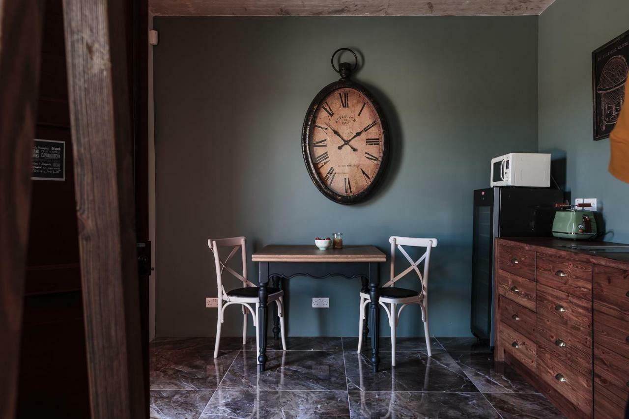 Talbot & Bons Studio Flat Gudja Exterior photo